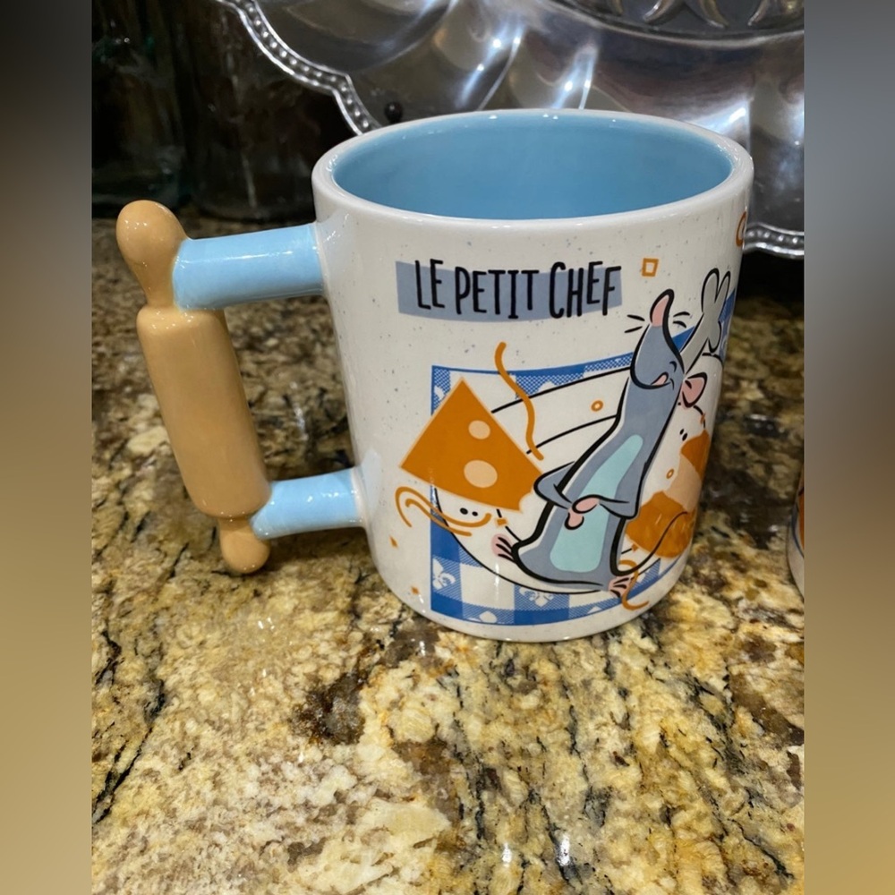 Disney Ratatouille Le Petit Chef Mug - Rolling Pin Handle NEW - Picture 3 of 4